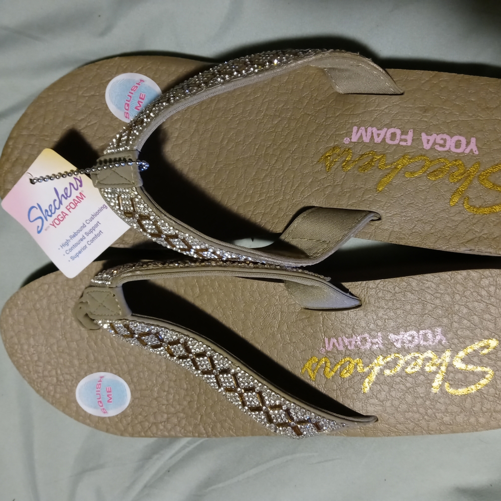 Skechers Women's Tan Sandals